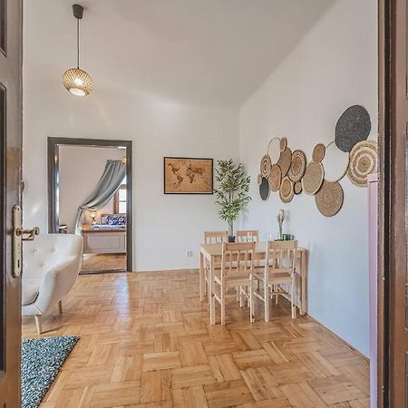 Carolina'S Romantic Apartment Hradec Králové 외부 사진
