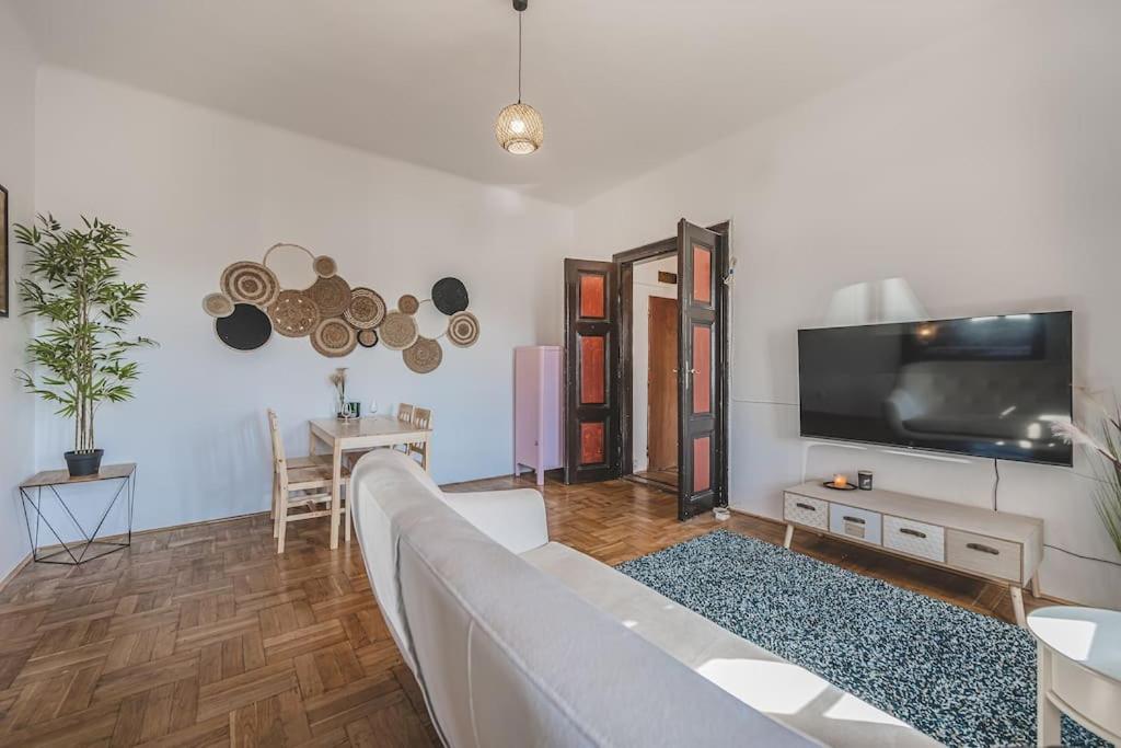 Carolina'S Romantic Apartment Hradec Králové 외부 사진