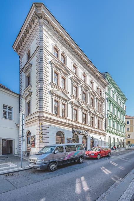 Carolina'S Romantic Apartment Hradec Králové 외부 사진